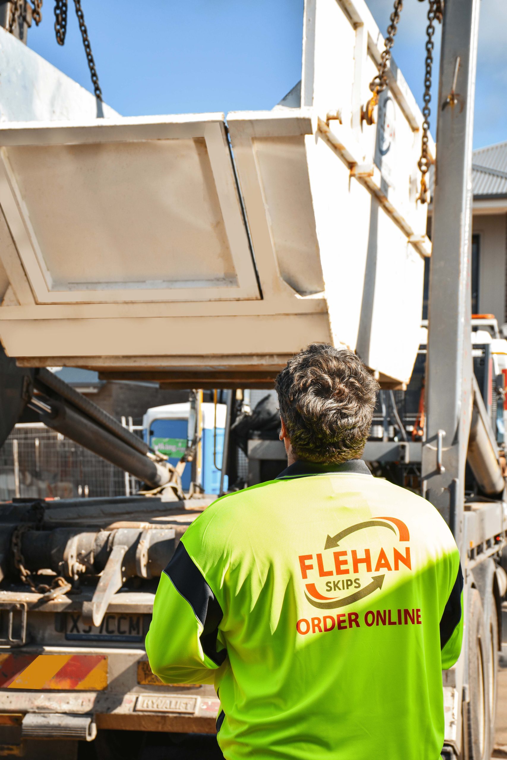 skip bin driver and skip bin unloading, skip hire adelaide